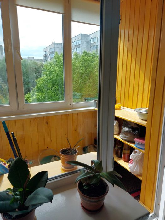 Оренда трикімнатної квартири по вул.Савчука. 4 поверх. Цегла.