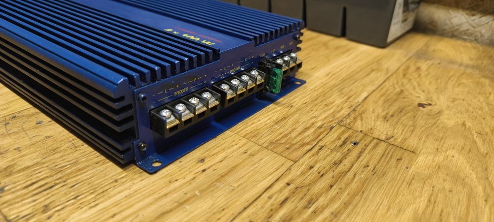 Wzmacniacz Signat Rock 1 , 4/3/2 kanały oldschool