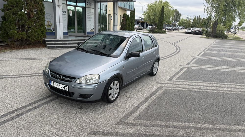 Opel Corsa C 1.0B 2005r KLIMA niski przebieg