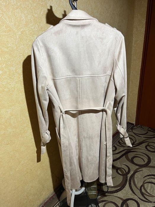 Брендовий тренч Next