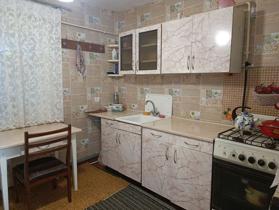 Здам у найм довгостроково приватний будинок