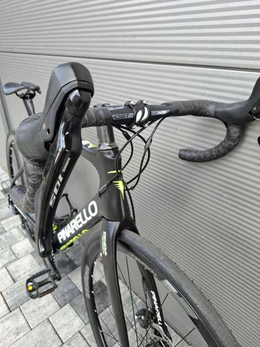 Rower szosowy szosa Pinarello Gan Disk karbon grupa Shimano 105 tarcze hydraulika