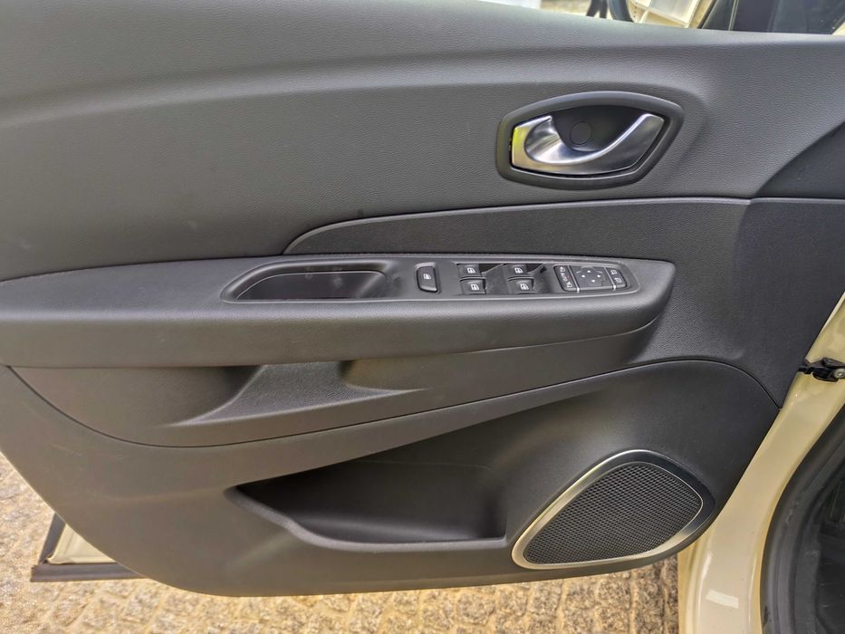 Renault Captur 1.5 dci 110 cv