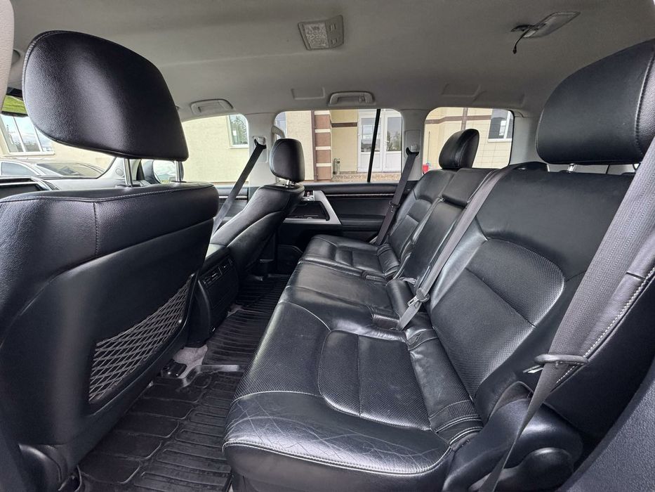 Салон Land Cruiser 200 14рік