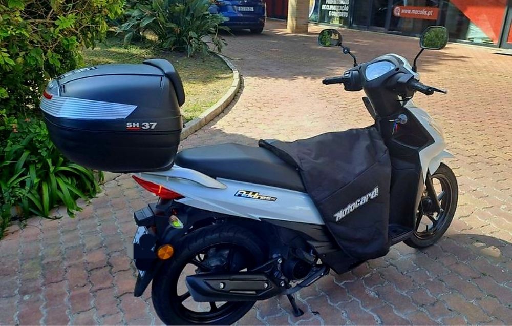 Suzuki adress 110 com poucos kms