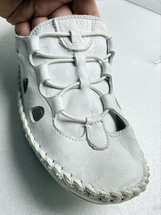 Półbuty skórzane białe Gemini r. 37  typu slip-on / komfortowe