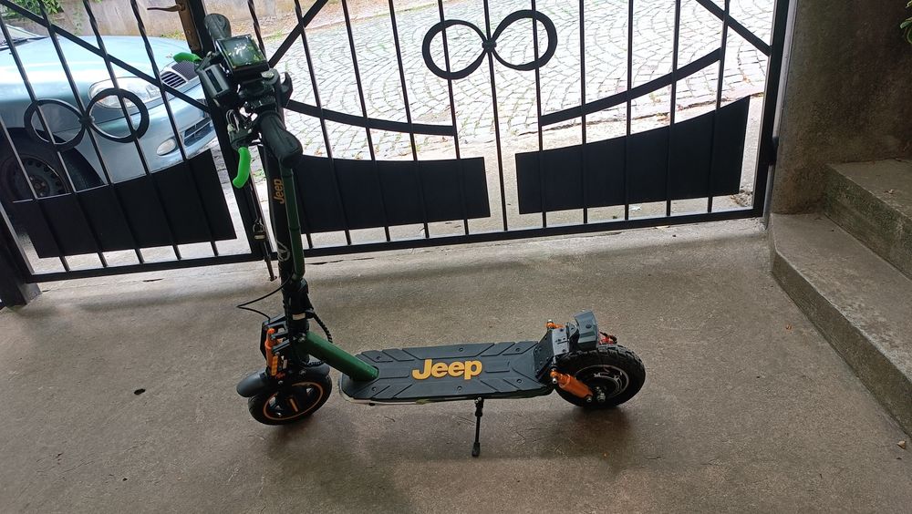 Електросамокат Jeep 2x Advenrurer Exclusive Individual 500w