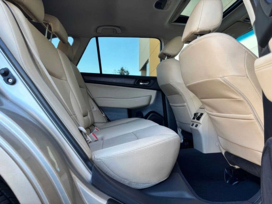 Subaru Outback Limited      2017