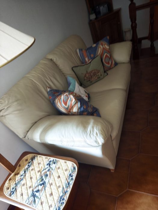 Sofás em cabedal como novos