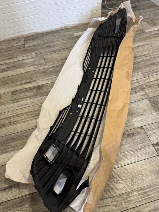 Решетка бампера Camry 70
