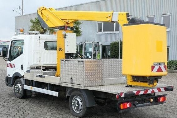 Żuraw MOBLINY samojezdny dekarski DŹWIG budowlany Nissan 32.12 4x2