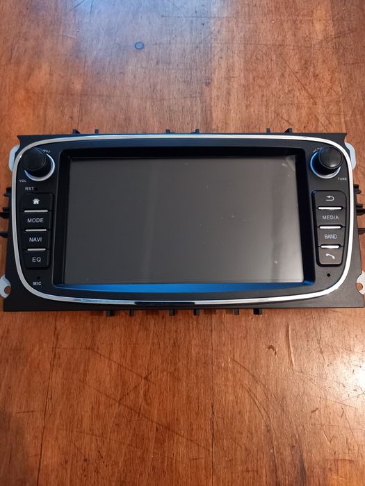 Автомобільний магнітофон