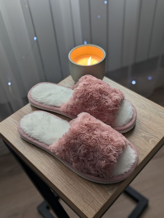 Хатні тапочки жіночі