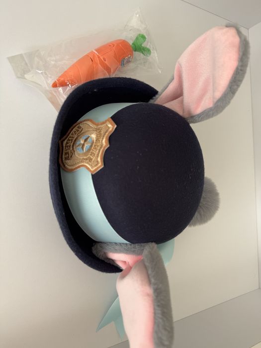 Звірополіс кепка поліція