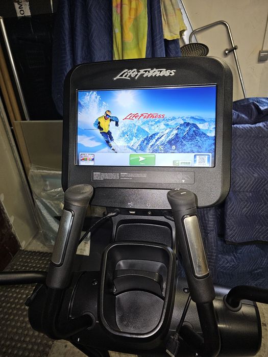 Orbitrek Life Fitness Elevation 95X Discover SE Promocja