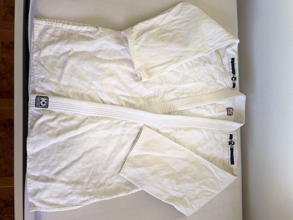 Fato karaté artes marciais