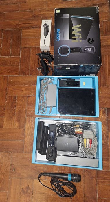 Consola Wii com todos os acessórios