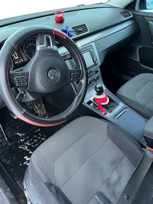 Volkswagen Passat B7 2013 рік 2.0 дизель