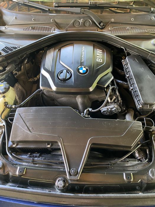 BMW 116d Lci impecável