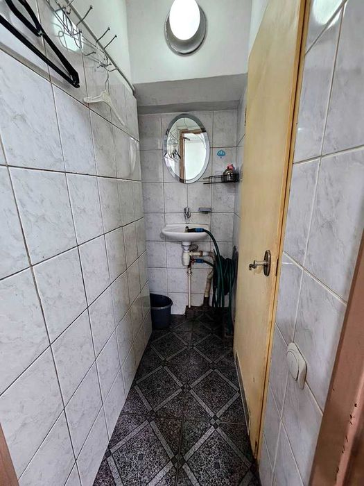 Продам комерційне приміщення...
