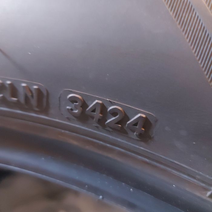 Bridgestone Alenza 225/55r19