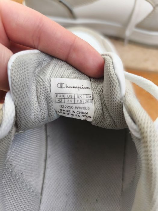 Buty Champion 42