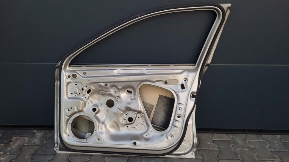 Drzwi VW Passat B8 prawe