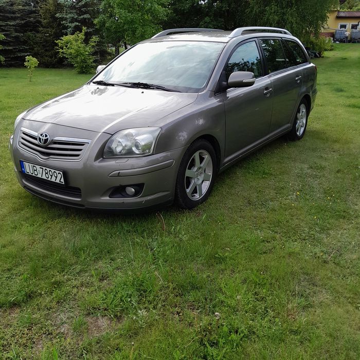 Toyota Avensis 1.8 benzyna +LPG  2007r