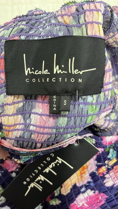 Сукня жіноча з квітковим принтом