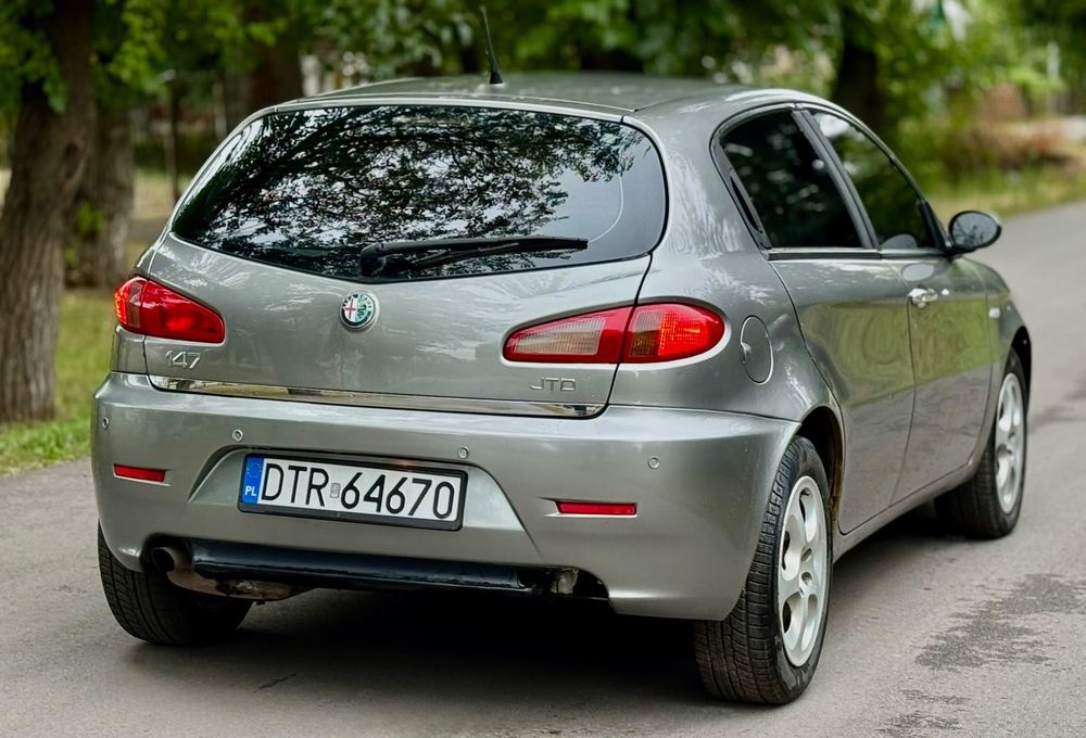 Alfa Romeo 147 2005 рік