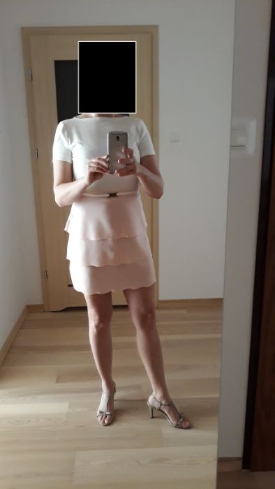 Różowa sukienka Roco