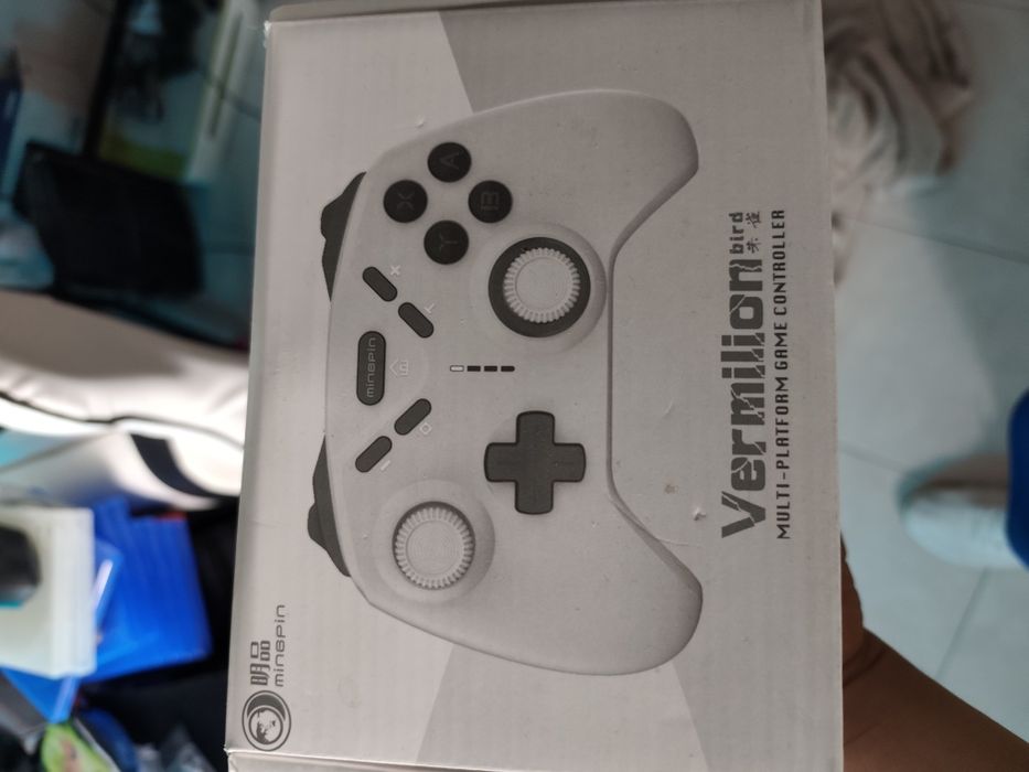 Comando Vermilion S820