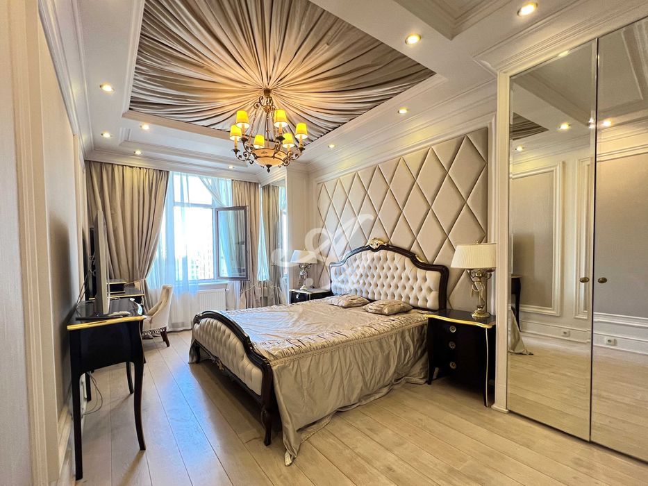 Продаж 3к квартири, ЖК Новопечерські Липки, Верхогляда, Драгомирова