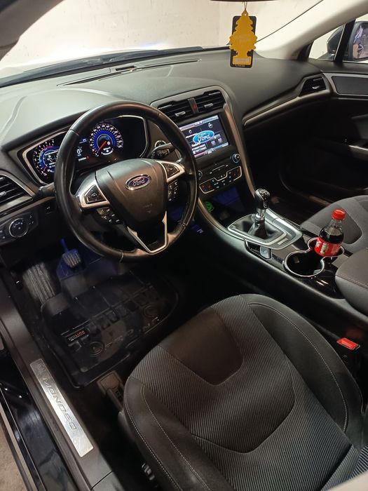 Ford Mondeo mk5    2.0 tdci