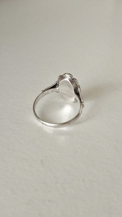 Anéis em prata e pedras