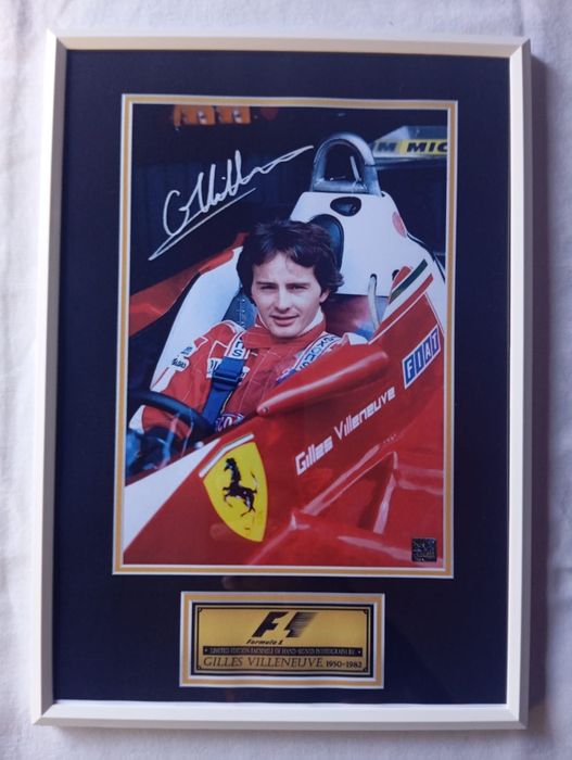 Moldura F1 Gilles Villeneuve Ferrari Legend com Autógrafo (A4)