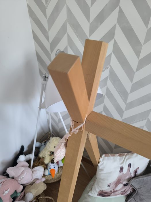 Cama montesori criança