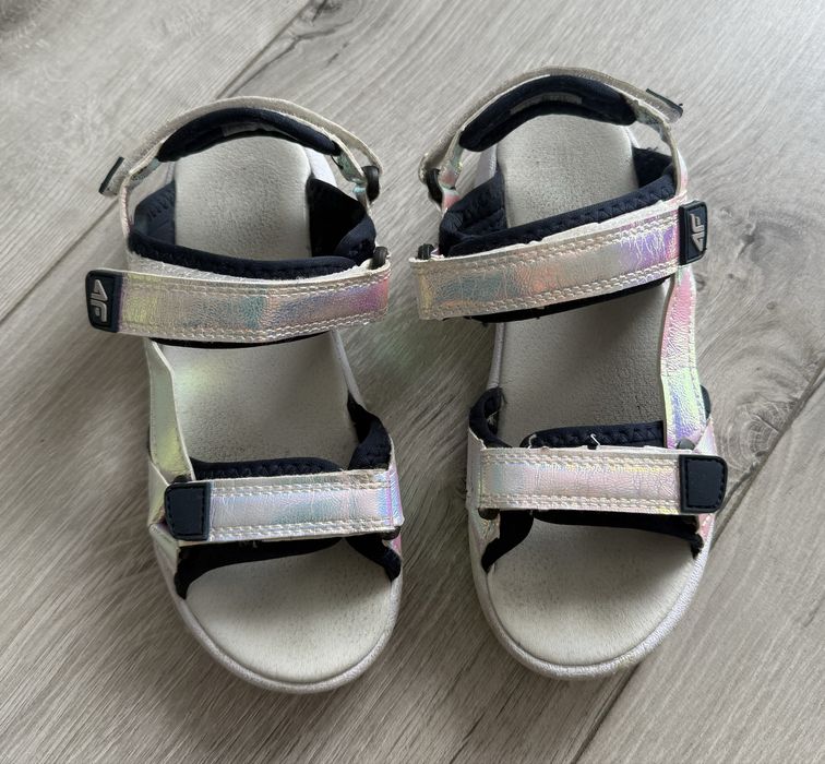 4F samdalki neon 34