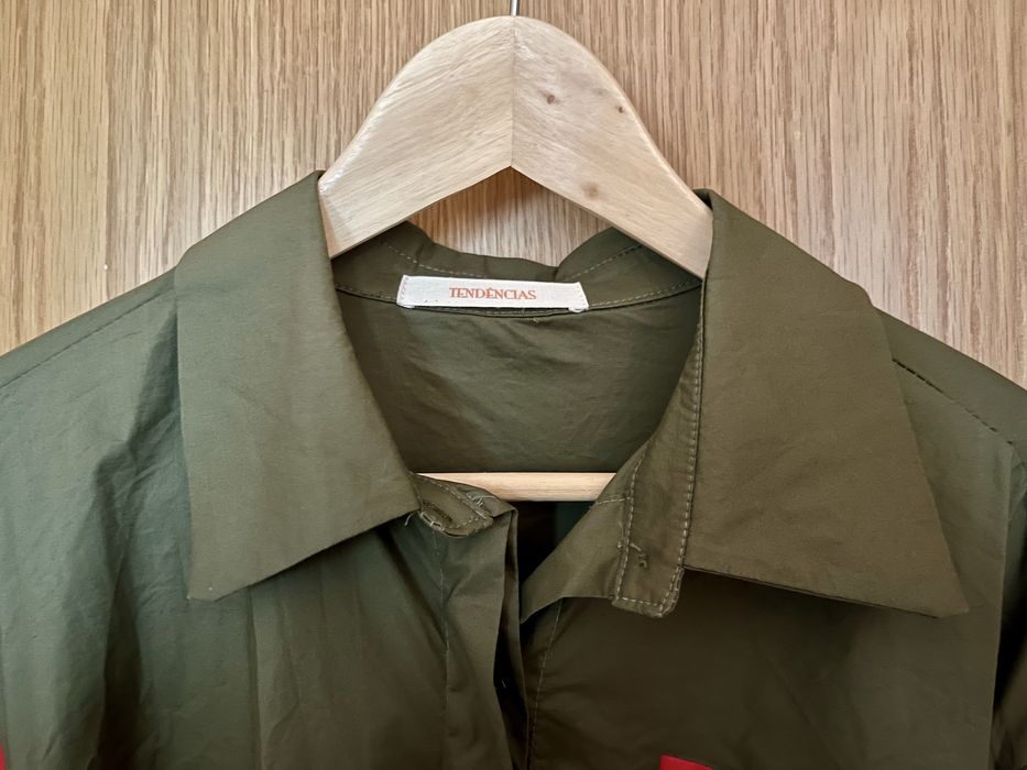 Camisa Oversize verde escura - Tendências