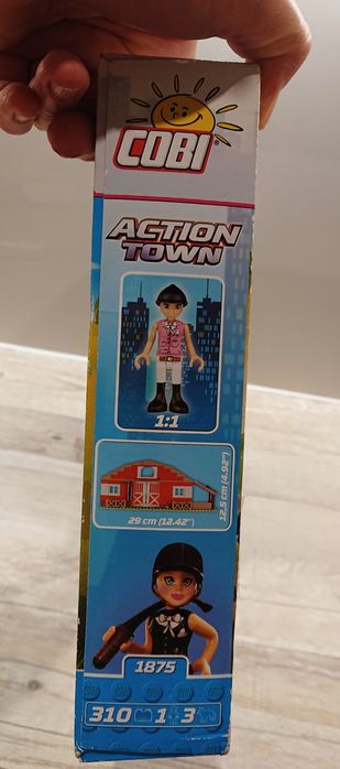 Cobi action town parecido lego novo