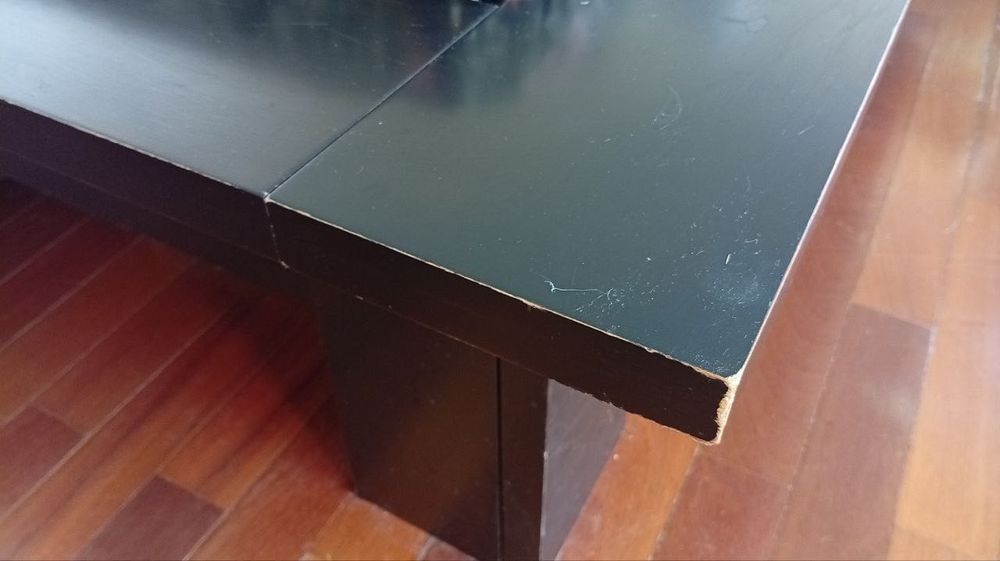 Cama de casal preta