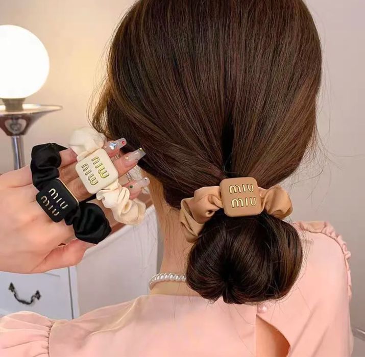 Резинки гумки для волосся шовкові Fashion MIU MIU