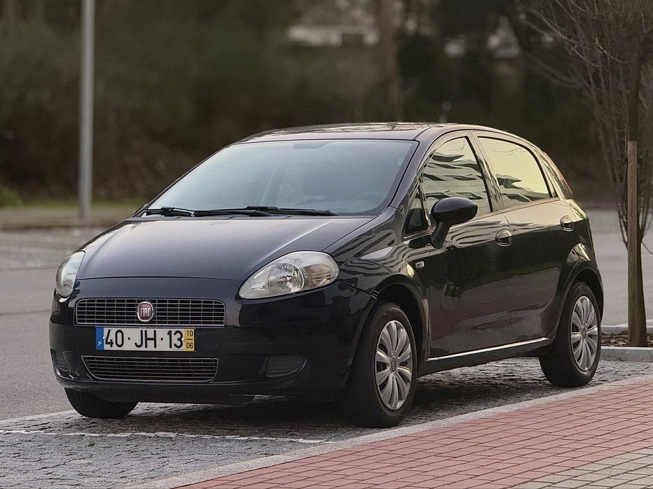Fiat Punto 2010 - 5 Lugares