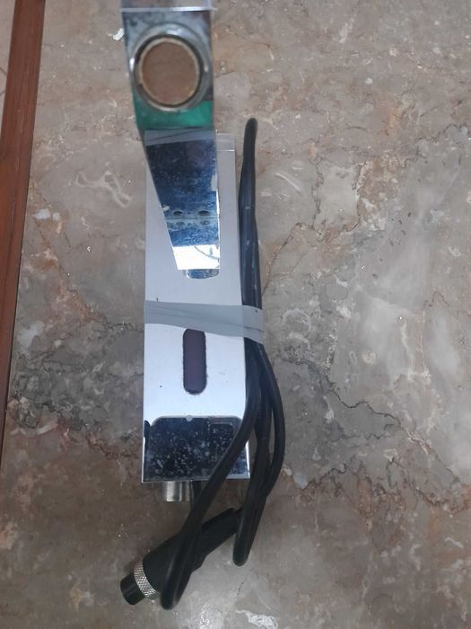 WC Base de Chuveiro, Torneira Elétrica ,Móvel com espelho e Lavatório