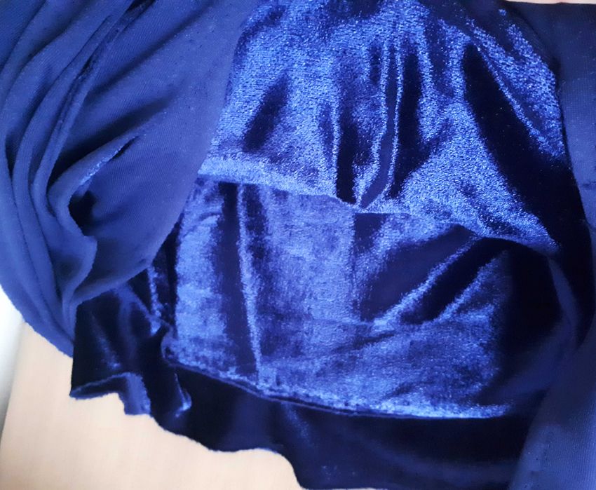 piękny aksamit kupon materiału 320/300 cm granatowy