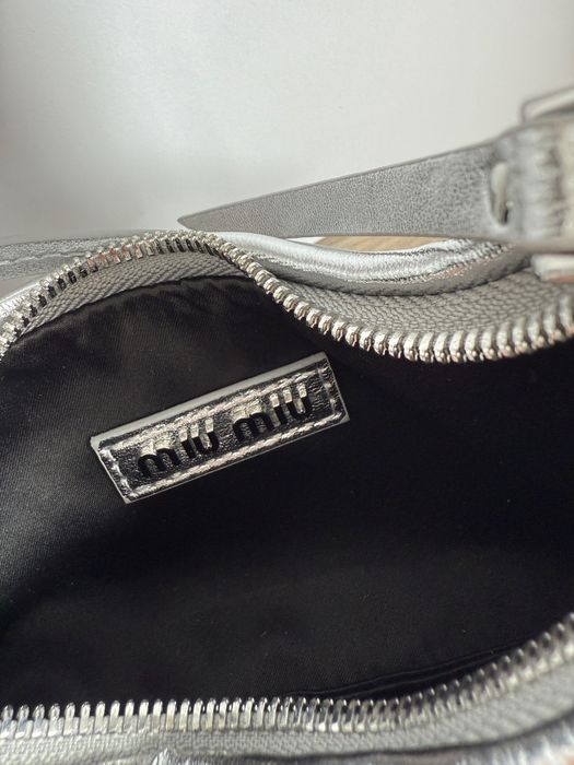 Сумка Miu Miu Wander Matelasse Mini Hobo Silver