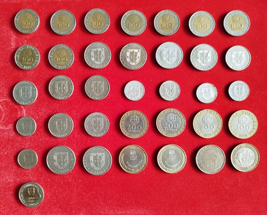 Conjunto de moedas antigas de Portugal (Escudos)