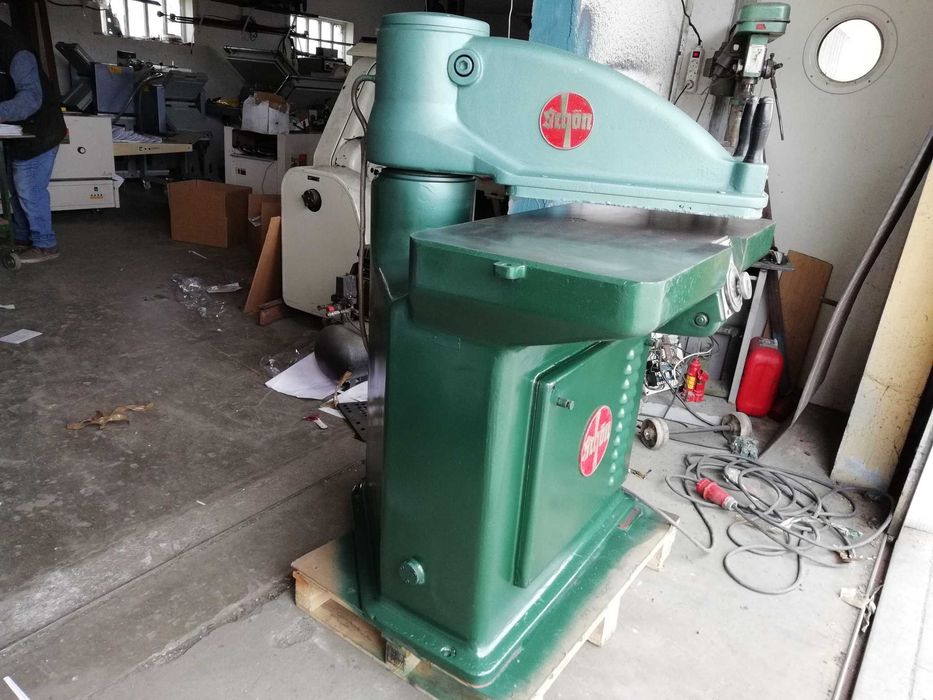 maquina de corte para caçado em bom estado