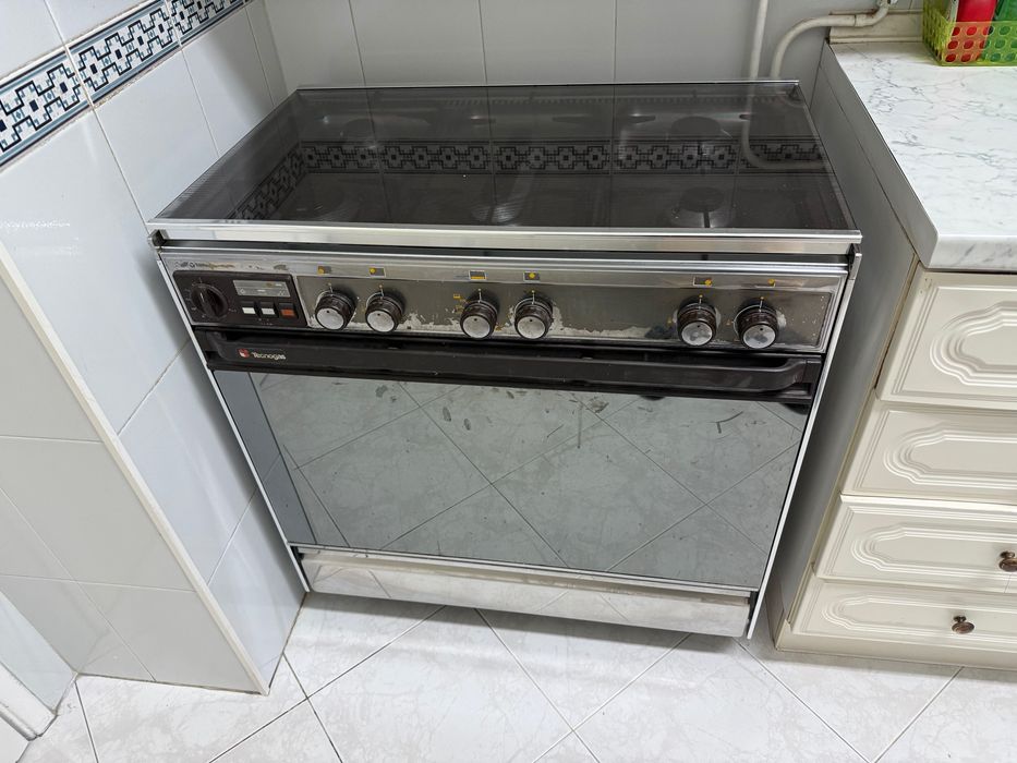 Fogão de 5 bocas há gás