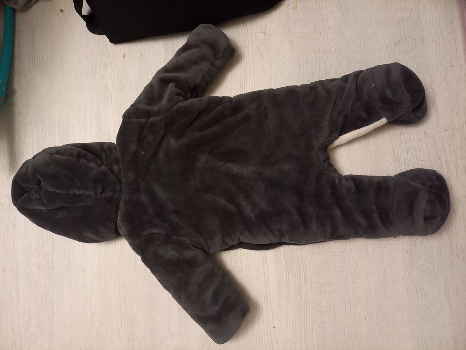 Kombinezon zimowy rozm 74 6-9 miesiecy gruby miś panda
